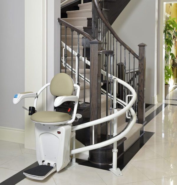 Savaria, Stairfriend Stairlift - Image 8
