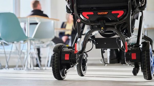 Quickie, Q50 R Carbon Folding Powerchair - Image 6