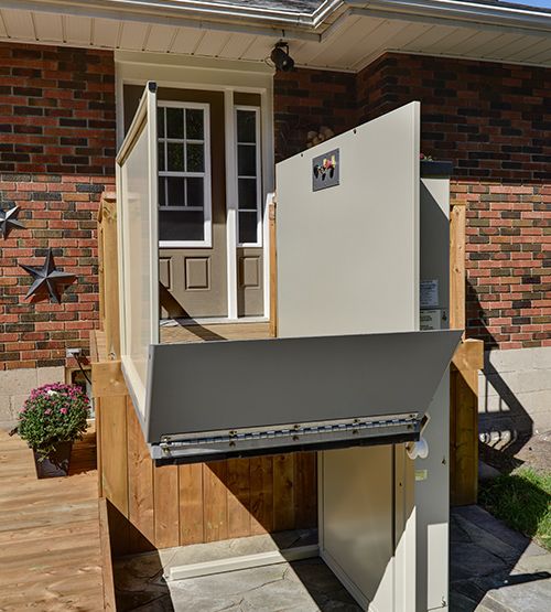 savaria-multilift-vertical-platform-lift Savaria Porch Lift